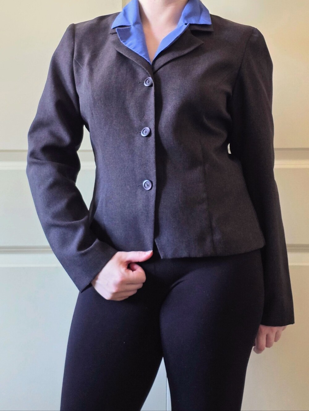 Vintage Suits Us: Charcoal Tailored Single-Breasted Blazer & Detachable Collar